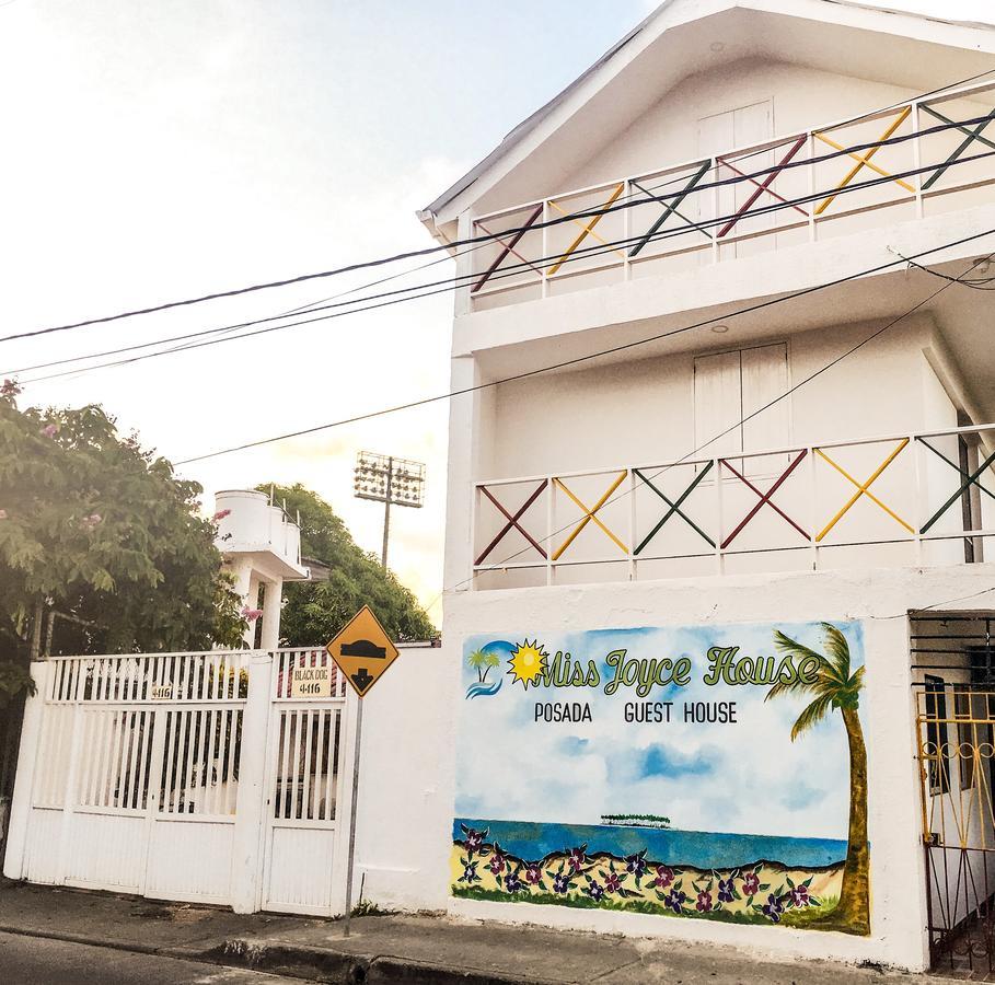 Posada Miss Joyce House San Andres  Exterior photo